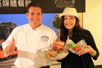 「シャーウッド台北」で香港「The Butchers Club Burgers」実演！
