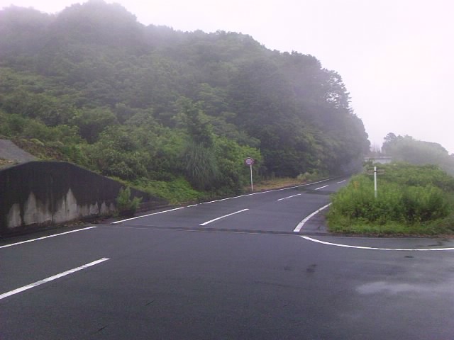 雨は四駆でドライブ?
