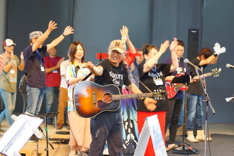 フィナーレは「落陽」第一回浜名湖フォークフェスティバル フィナーレは「落陽」第一回浜名湖フォークフェスティバル
