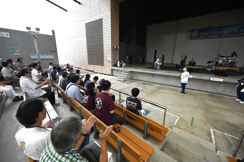 第一回浜名湖フォークフェスティバル「ステキな一日をみんなで作る」 第一回浜名湖フォークフェスティバル「ステキな一日をみんなで作る」