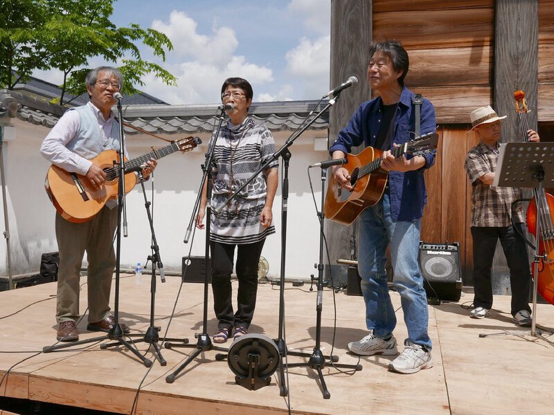 浜名湖フォークフェスティバル出演者紹介16組目 村の合唱団 浜名湖フォークフェスティバル出演者紹介16組目 村の合唱団