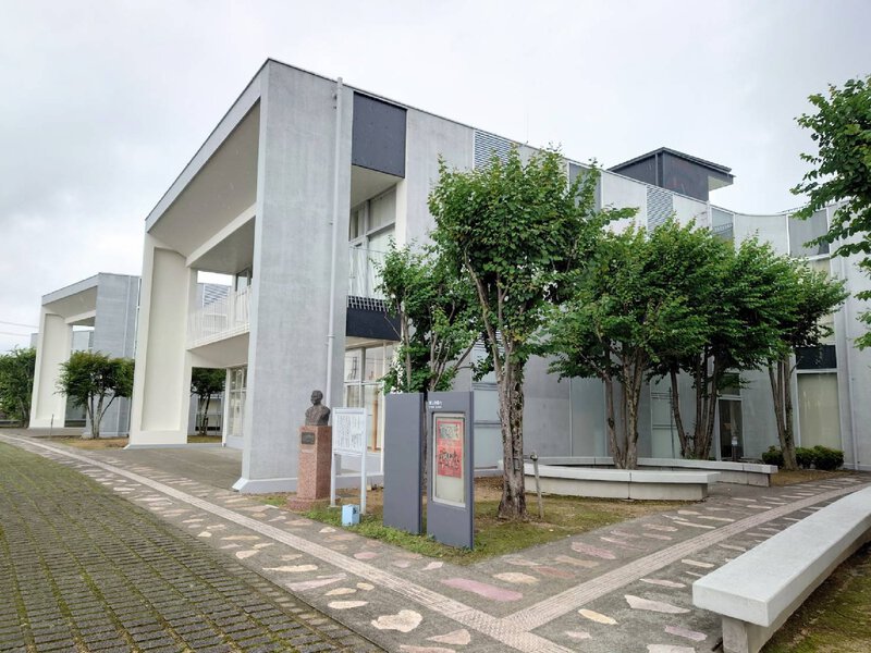 月見の里学遊館に第1回浜名湖フォークフェスティバルのポスターを貼っていただきました! 月見の里学遊館に第1回浜名湖フォークフェスティバルのポスターを貼っていただきました!