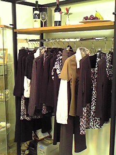 秋物(ちょっと)入荷♪