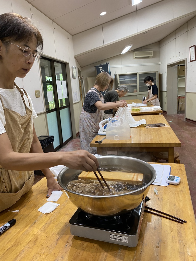 万葉染毎会の研修訪問 万葉染毎会の研修訪問