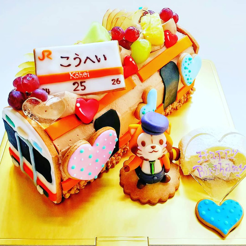 電車ケーキ L Miekoのお菓子なblog