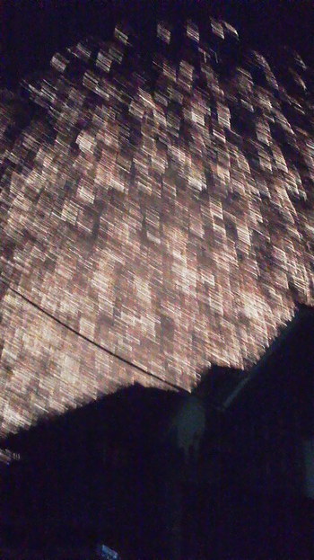 家から見える 花火