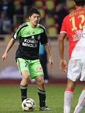 【画像】松井大輔選手 - 今季初ゴ-ル - モナコ戦