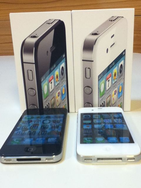 iPhone4Sを2台購入