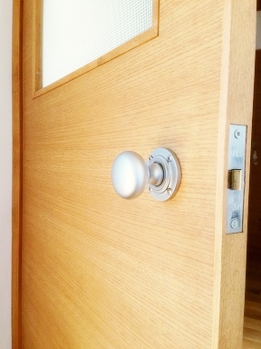 door! door! door!