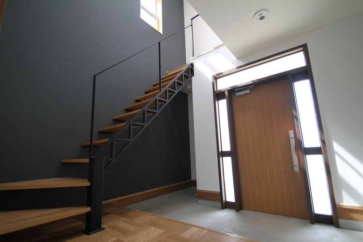 LIFE STYLE HOUSE | 引き締め役は、アイアン。 LIFE STYLE HOUSE | 引き締め役は、アイアン。