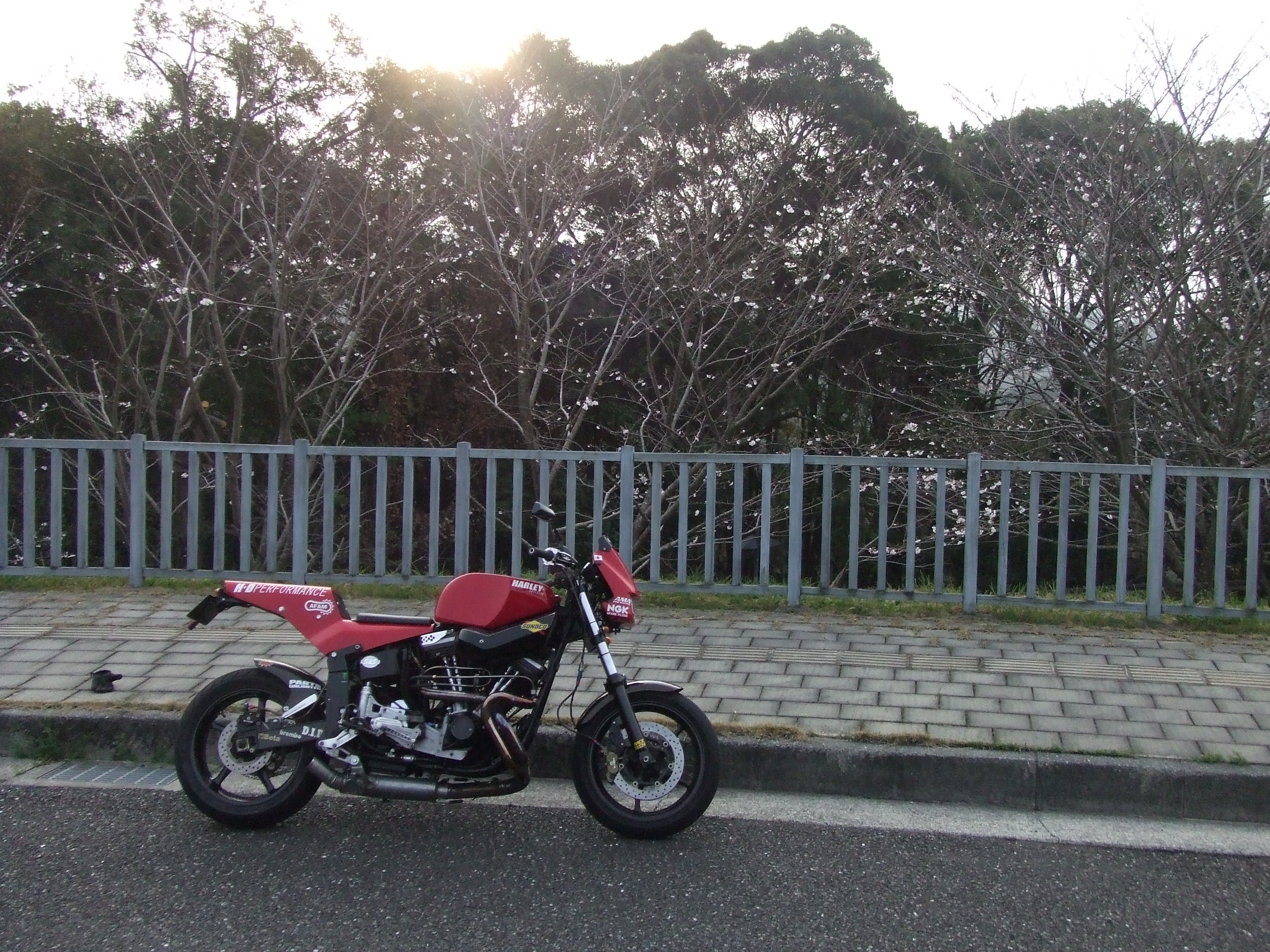 また、