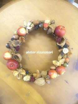 【再・ご案内】 木の実のリース教室