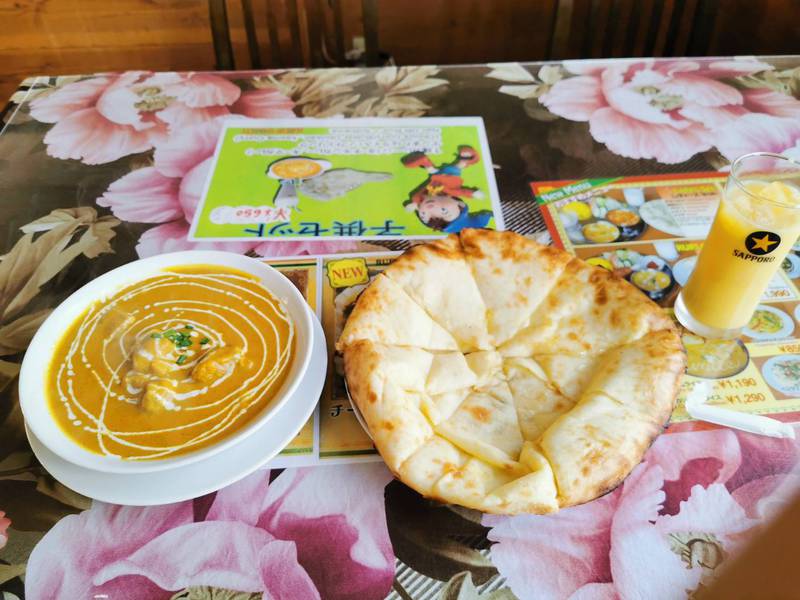 ルプラチミ2号店さんにポスターをお渡ししました! ルプラチミ2号店さんにポスターをお渡ししました!