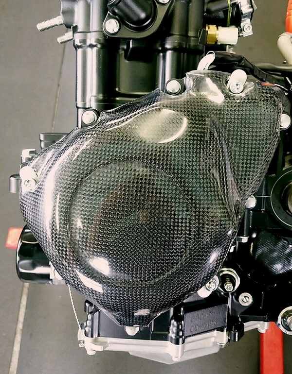 FRPコウダ製:YZF-R25衝撃吸収2次ケースカバー FRPコウダ製:YZF-R25衝撃吸収2次ケースカバー
