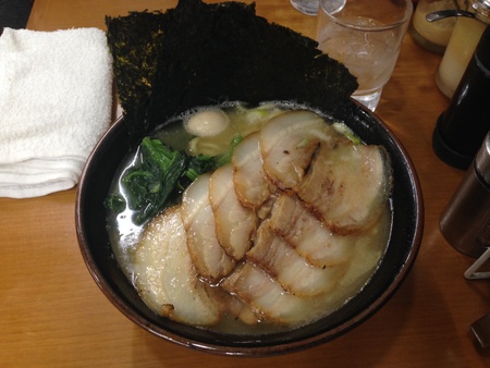 すずき家 醤油チャーシュー麺 すずき家 醤油チャーシュー麺
