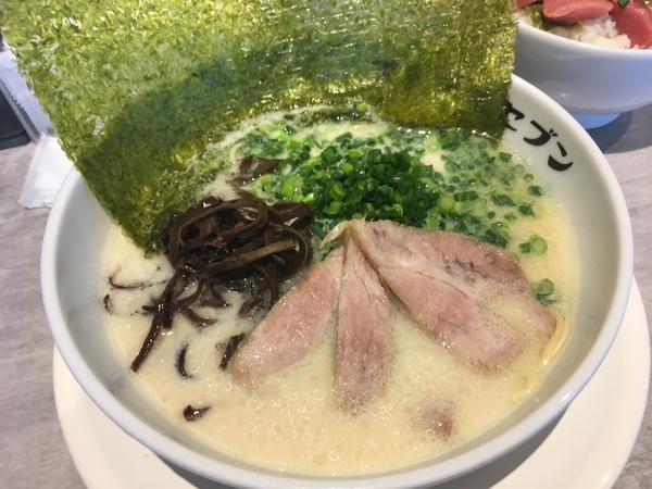 【静岡市葵区】アトサキラーメン トンコツラーメン+マグロ丼 【静岡市葵区】アトサキラーメン トンコツラーメン+マグロ丼