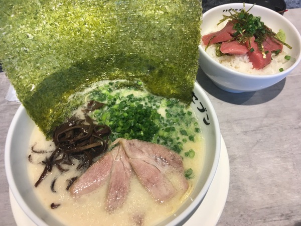 【静岡市葵区】アトサキラーメン トンコツラーメン+マグロ丼 【静岡市葵区】アトサキラーメン トンコツラーメン+マグロ丼