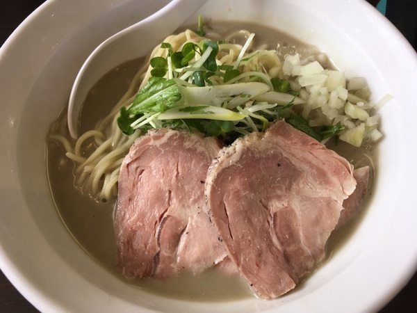 【浜松市浜北区】麺屋AMORE(アモーレ) 冷やしモルタル煮干しそば 【浜松市浜北区】麺屋AMORE(アモーレ) 冷やしモルタル煮干しそば