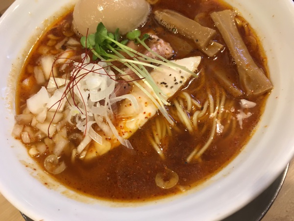 【静岡市葵区】麺屋 日出次 追い鯖節らぁめん 自家製ラー油VER.【街中】 【静岡市葵区】麺屋 日出次 追い鯖節らぁめん 自家製ラー油VER.【街中】
