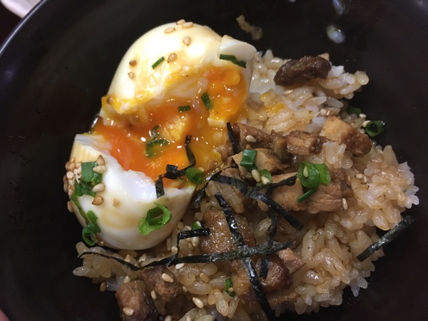 【磐田市】まる舞 まる舞定食(塩、チャーシュー丼) 【磐田市】まる舞 まる舞定食(塩、チャーシュー丼)