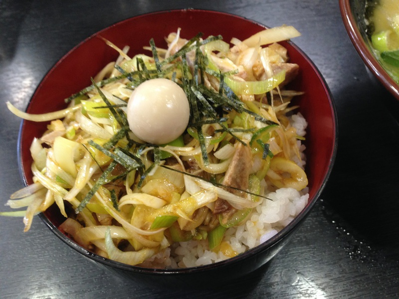 【神奈川県】すずき家 醤油チャーシュー麺+ネギ丼 【神奈川県】すずき家 醤油チャーシュー麺+ネギ丼