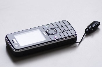 NM706iはワンフォルム