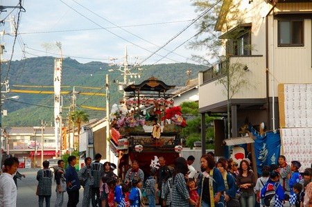 お祭りのある風景：二川八幡神社例大祭昼の部