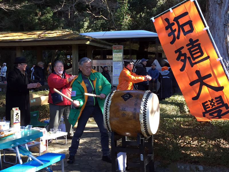 学友会静岡県支部の応援風景 学友会静岡県支部の応援風景