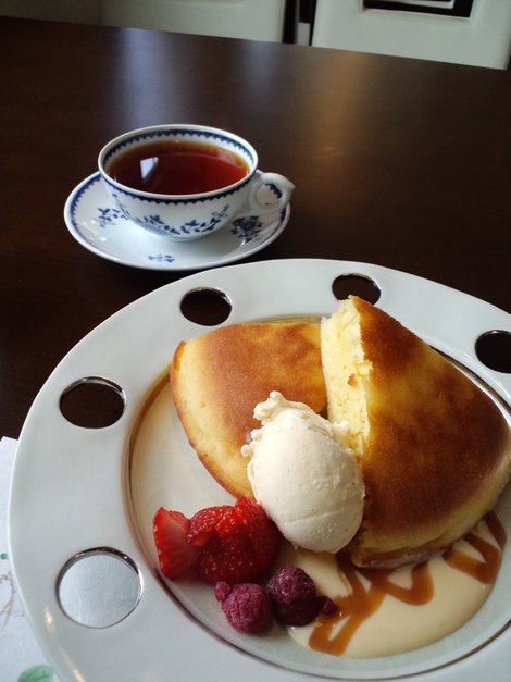 くつろぎ茶房　　珈　・　伊万里　さん　で　ランチ　☆