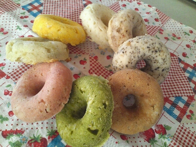 明日よりスイーツショップ＆プチカフェオープンです。