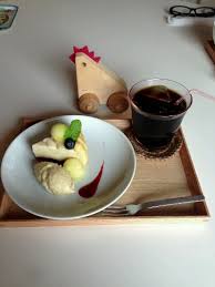 明日よりスイーツショップ＆プチカフェオープンです。