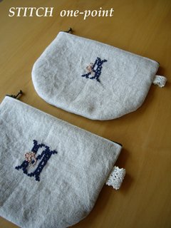* stitchポーチ　* くるみボタンゴム　