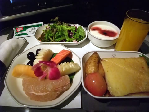 JALエグゼクティブクラス　バンコク→中部国際の機内食
