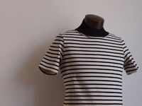 V::room / HARD BORDER Boat Neck T