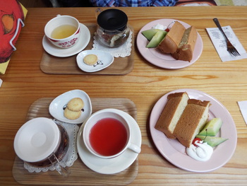 絵本カフェ『miron』