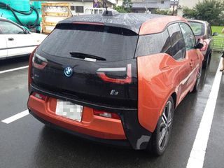 今日の社員駐車場シリーズ・リターンズ