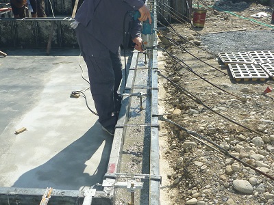 基礎工事の続きです！