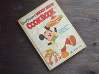 ビンテージ中古洋書本・ディズニーWalt Disney's Mickey Mouse Cookbook・料理コレクション