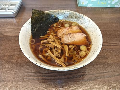 袋井市富里　ら～めんユタカ