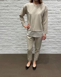 QTUME/異素材ドッキング2wayシャツ、ストレッチダブルクロステーパードパンツ