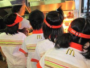 マックで調理体験!!