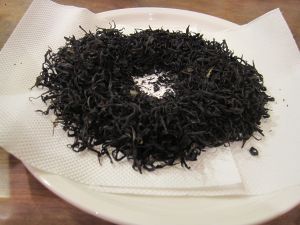 紅茶を作る