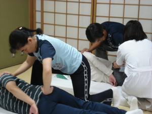 1日セミナーであなたもプチ整体師!!