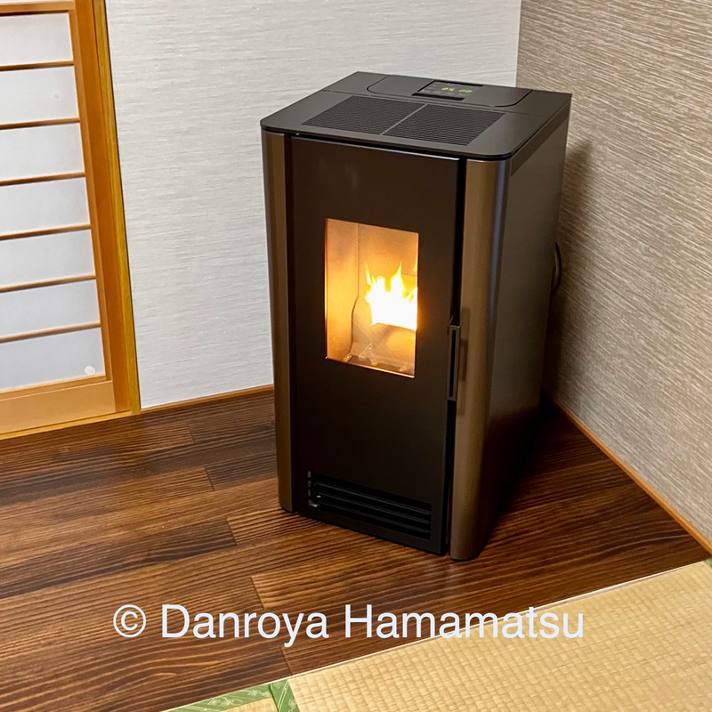 （株）山本製作所 ほのか PS-631F ペレットストーブの設置