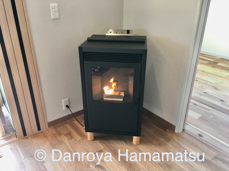 TOYOTOMI PE-8 ペレットストーブの設置