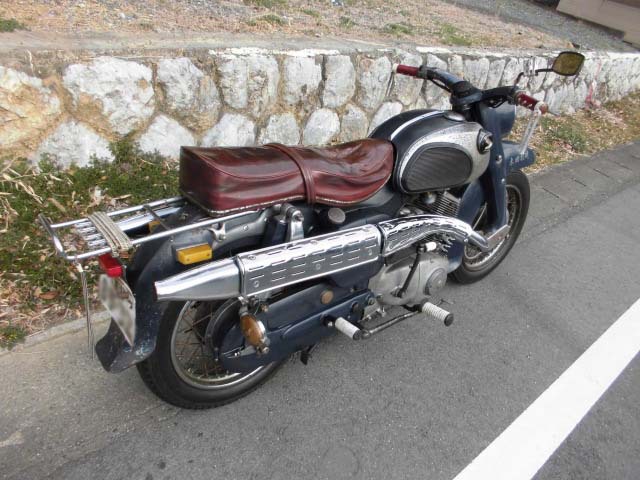 まずはご紹介まで、愛車の神社仏閣 1960年 CS71｜古いバイク好きな 道楽おじさんの独り言