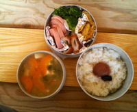 今日のお弁当です。 2009/02/13 12:31:10