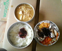 お昼です。外は雨 2009/02/20 12:33:15