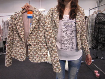 ＩＳＢＩＴ　２０１０　ＡＷ