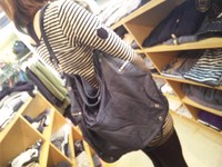 interstaple petite　ピッグショルダー